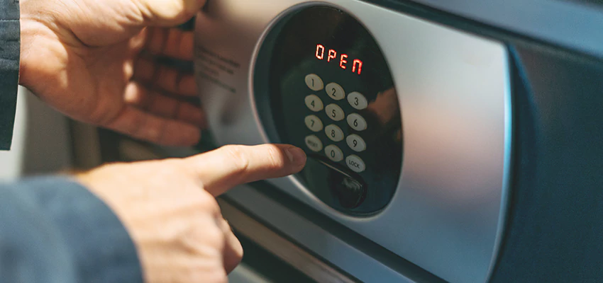 Cash Safe Openers in Torrance, California